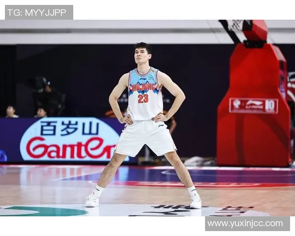 广州篮球队在欧锦赛积分榜上以60分稳居第一位置引发关注